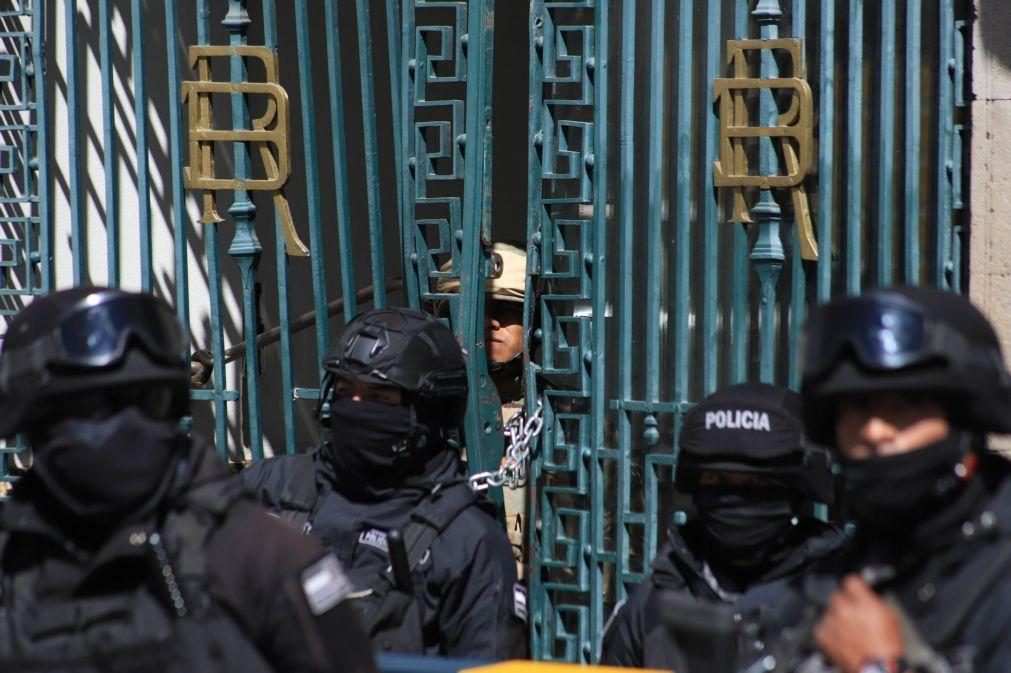 Três militares em prisão preventiva por tentativa de golpe de Estado na Bolívia