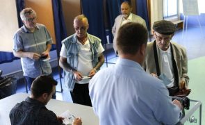 Taxa de participação nas legislativas francesas regista forte aumento às 12:00 locais