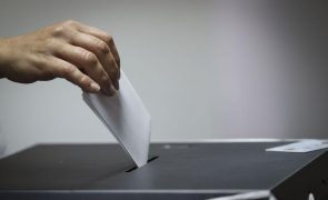 Manifesto pede reforma do sistema eleitoral para diminuir desperdício de votos