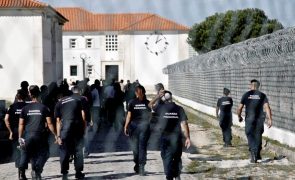 Greve dos guardas nas cadeias de Lisboa e Linhó com mais de 95% de adesão