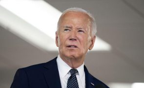 Biden admite repensar continuidade de recandidatura
