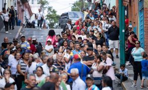 Poder e oposição nas ruas de Caracas nas campanha das presidenciais na Venezuela
