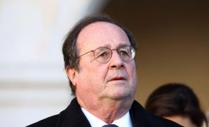 França: Ex-presidente François Hollande pede a esquerda que pacifique o país