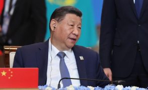 Xi apela às potências mundiais para que ajudem Rússia e Ucrânia a retomar o diálogo