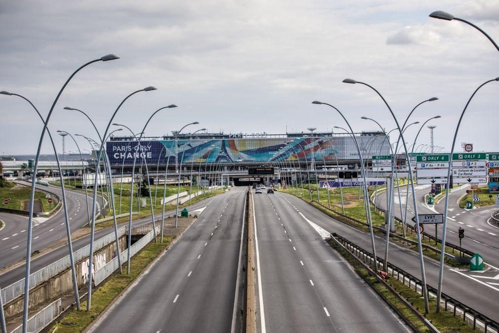 Sindicatos convocam greve nos aeroportos de Paris a 17 de julho