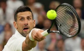 Novak Djokovic pela 15.ª vez nos quartos de final de Wimbledon
