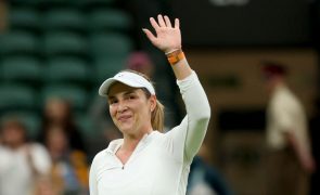 Donna Vekic apura-se para as meias-finais de Wimbledon pela primeira vez