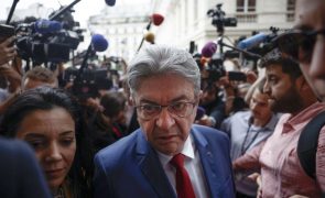 Mélenchon pede a Macron que forme governo e consulte esquerda