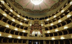 Teatro São Carlos cria 