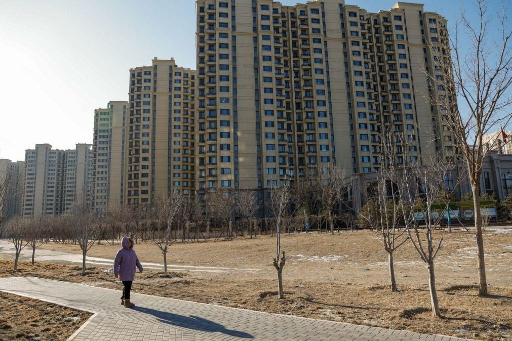 Preços das casas novas na China caem pelo 13.º mês consecutivo em junho