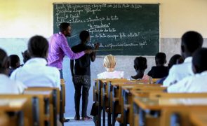 Professores angolanos admitem nova paralisação devido a incumprimentos da tutela