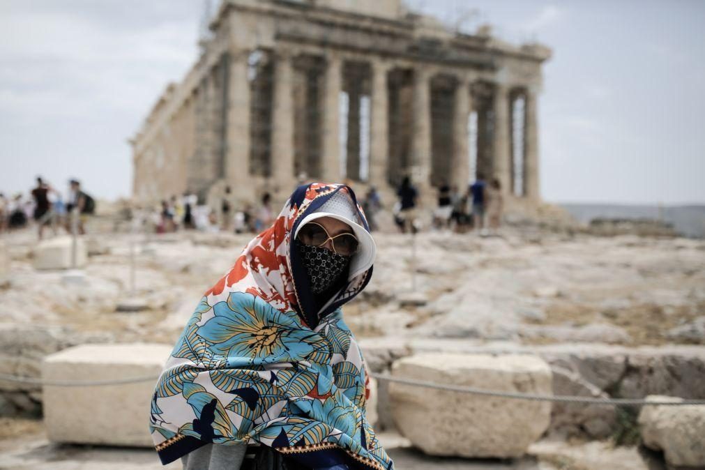 Acrópole de Atenas fechada nas horas mais quentes devido a nova onda de calor