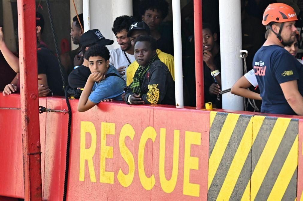 PM italiana diz que entrada de muitos migrantes ilegais impede migração legal