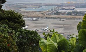 Reaberta pista de aeroporto de Macau após problema de avião em descolagem