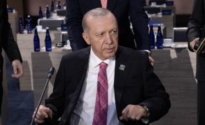 Turquia disponível para construir base militar no norte de Chipre