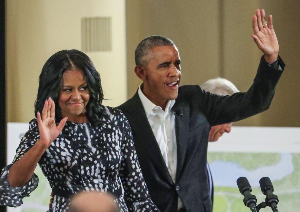 Barack e Michelle Obama declaram apoio a Kamala Harris