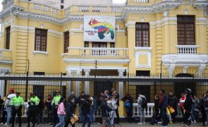 Venezuela: Caracas rompe relações diplomáticas com o Peru