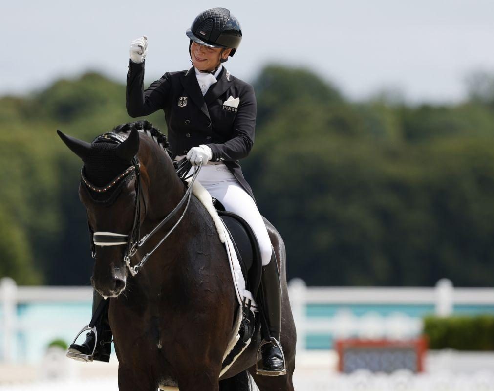 Cavaleira Isabell Werth conquista 13.ª medalha olímpica aos 55 anos