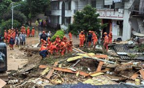 Novo deslizamento de terras na China faz oito mortos e 19 desaparecidos