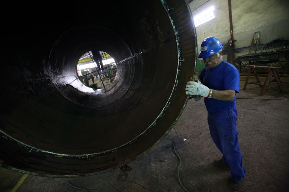 Produção industrial recua em junho na UE mas Portugal tem 2.ª maior subida