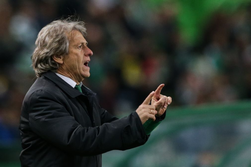 Jorge Jesus confirma afastamento de Alan Ruiz e frisa que 