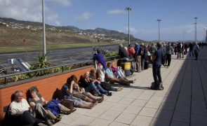 Vento continua a condicionar movimento no Aeroporto da Madeira