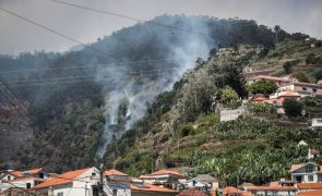 Fogo na Madeira controlado e em fase de rescaldo mas ainda não extinto