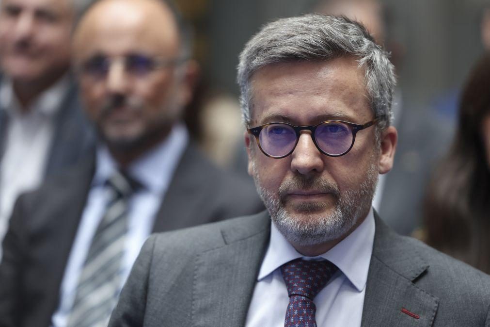 Carlos Moedas apela à solidariedade do autarca de Santa Maria Maior para aceitar Hotel Social