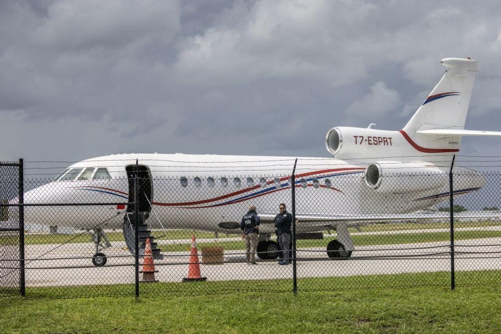 EUA apreendem avião usado por Presidente da Venezuela alegando violação de sanções