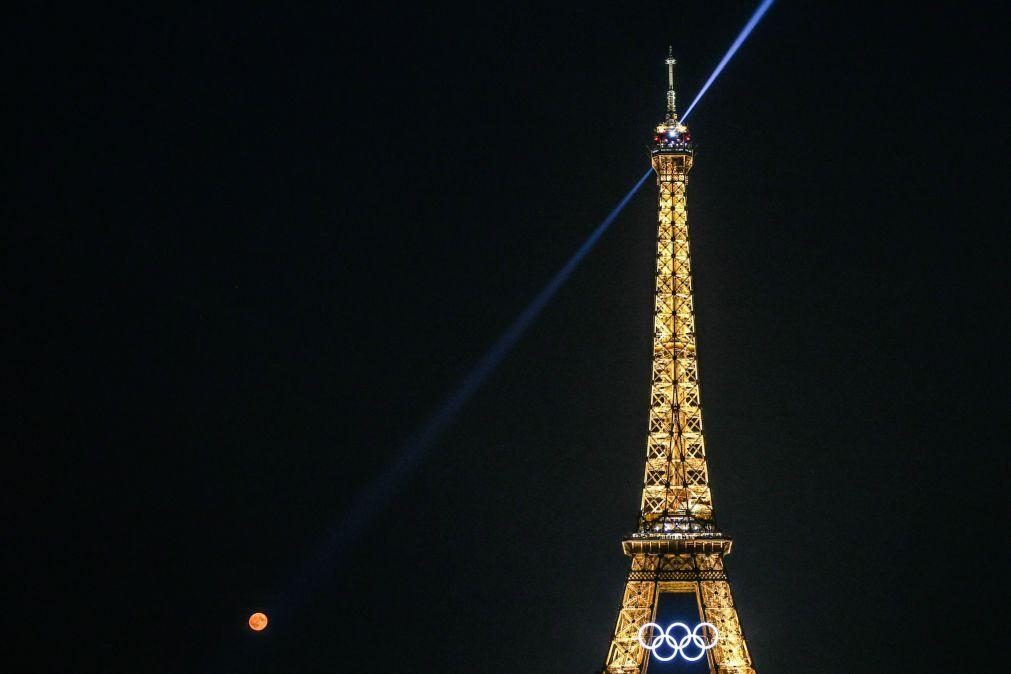 Descendentes de Gustave Eiffel querem anéis olímpicos fora da Torre Eiffel