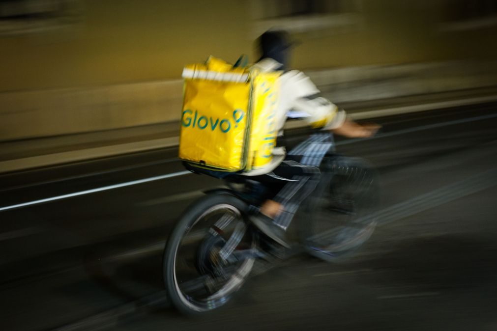 Relação de Évora confirma recusa de contrato de trabalho com a Glovo a 27 estafetas