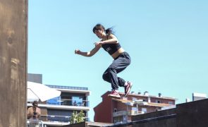 Saltos mortais e piruetas várias na Taça do Mundo de Parkour