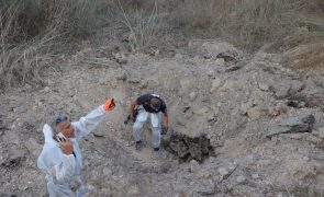 Cai no centro de Israel míssil disparado pelo Iémen