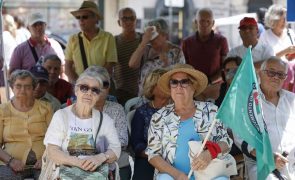 Idosos saem à rua em outubro para exigir mais apoios às associações