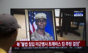 Soldado dos EUA que desertou para Coreia do Norte condenado a um ano de prisão