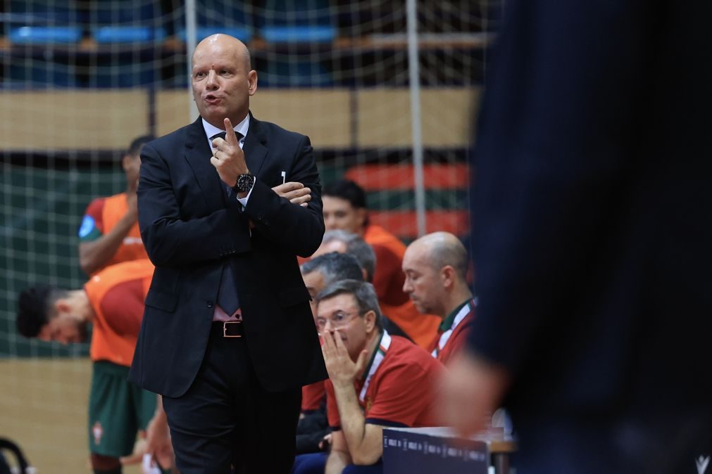 Golo sofrido a 14 segundos do fim afasta Portugal do Mundial de futsal