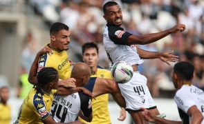 Farense conquista primeira vitória na I Liga na receção ao Estoril Praia