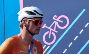 Mathieu van der Poel soma oitavo título mundial e primeiro no gravel