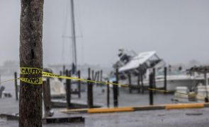 Furacão Milton cresce em tamanho e gera os primeiros tornados a caminho da Florida