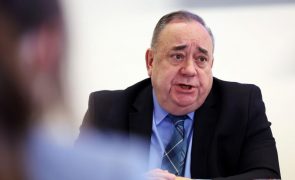 Alex Salmond, arquiteto do referendo sobre a independência da Escócia, morre aos 69 anos