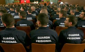 Guardas prisionais da cadeia anexa à Polícia Judiciária de Lisboa vão fazer greve