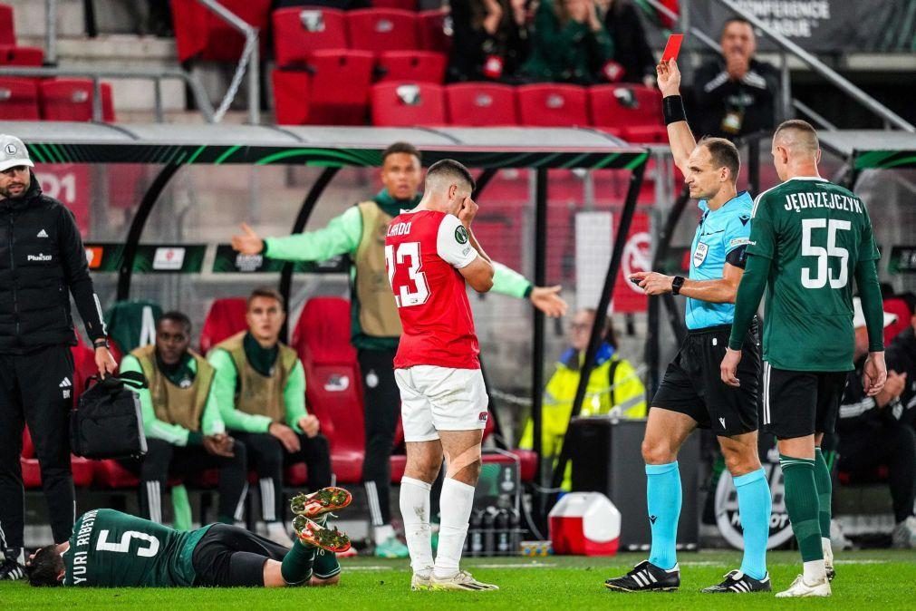 LE: Sérvio Nenad Minakovic arbitra Sporting de Braga-Bodo/Glimt