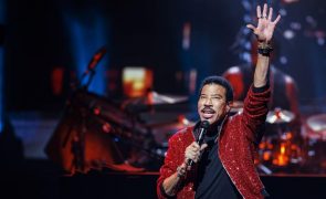 Lionel Richie atua em Lisboa em 2025 na digressão 