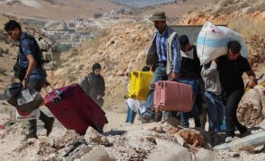 Mais de um milhão de deslocados num mês de bombardeamentos israelitas no Líbano