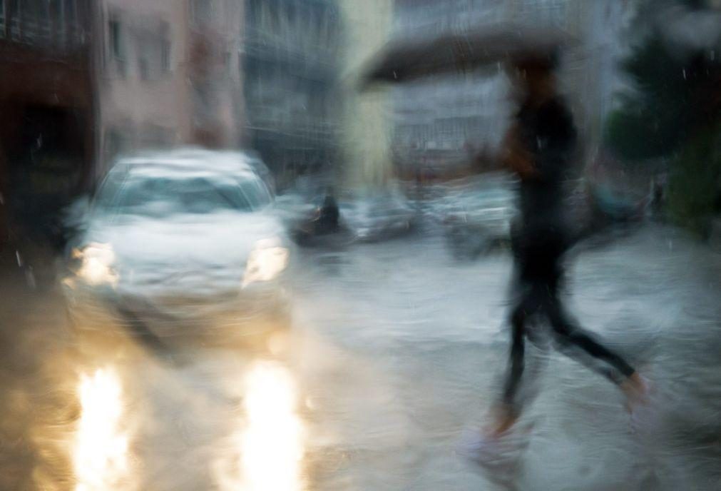 Sete distritos do continente e Açores sob aviso amarelo por causa da chuva