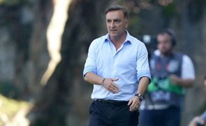 Carlos Carvalhal quer Sporting de Braga com bola na Suécia para bater Elfsborg