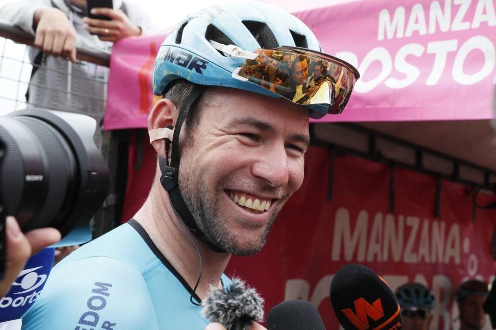 Ciclista britânico Mark Cavendish confirma fim da carreira profissional