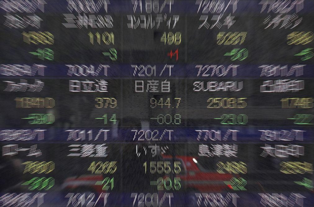 Bolsa de Tóquio fecha a ganhar 0,08%