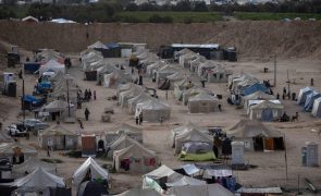 Maioria dos campos de refugiados vai ter o dobro de dias de calor até 2050