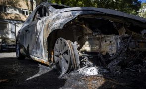 Quatro viaturas incendiadas em Cascais e Benfica